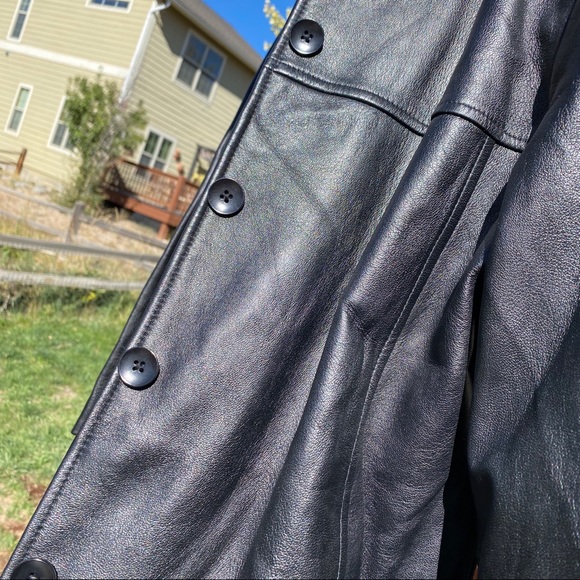 Valerie Stevens Petite Black Leather Jacket - Picture 4 of 8